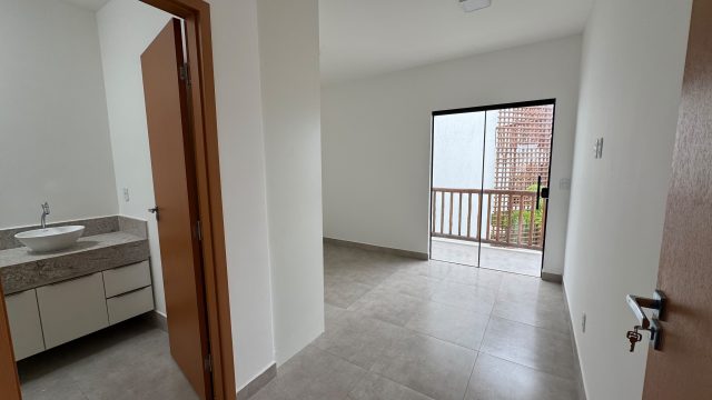 Duplex 03 quartos – Alto do Taperapuan- Porto Seguro/BA