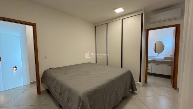 Duplex com 02 suites e Jacuzzi- Alto do Taperapuan- Porto Seguro-BA