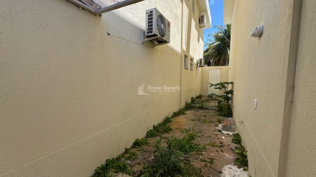 Duplex com 02 suítes -Village- Porto Seguro/BA